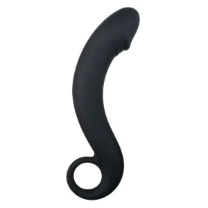 Siliconen en glazen dildo naast elkaar op een rustige ondergrond